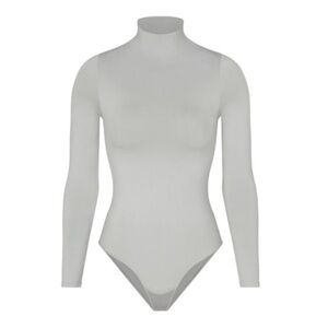 SKIMS Essential Smoothing Mock Neck Second Skin Bodysuit in Taupe Grey S/M